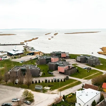 Marina *
